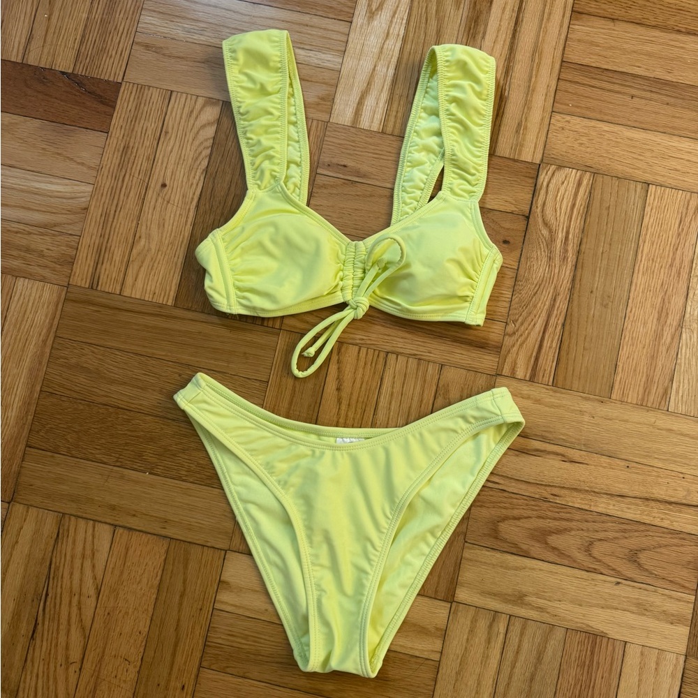 Wild Fable Yellow Bikini Set in Size Small (Worn One Time)